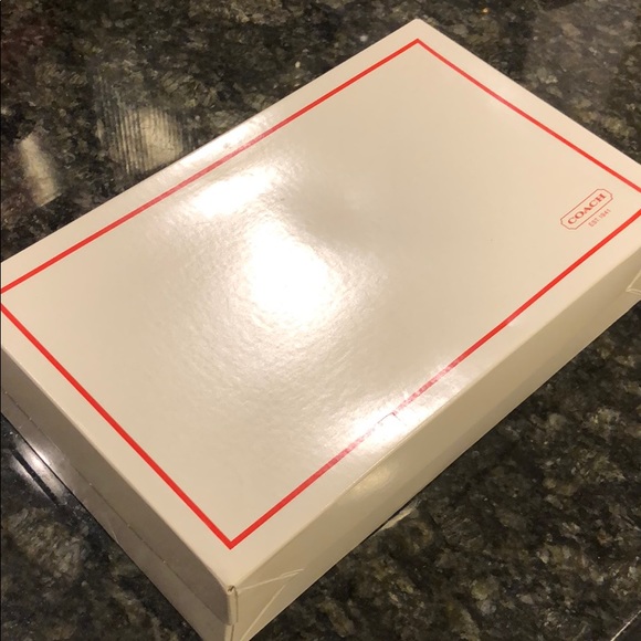 Coach Park Signature Medium Wristlet - Picture 5 of 8